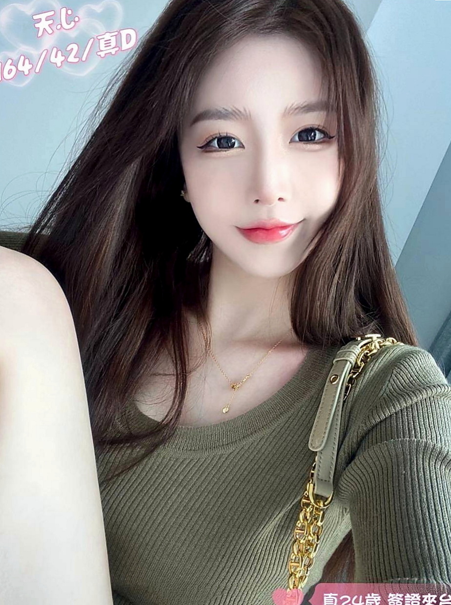 嘉義定點茶|找茶：貝貝 |電臀辣妹|168cm|46kg|C罩杯|21歲|曖昧的雙手纏繞環繞着你的腰 在你身下承歡扭動身姿  絕對讓你叫得不要不要的 服務無限制 皮白奶頭粉嫩