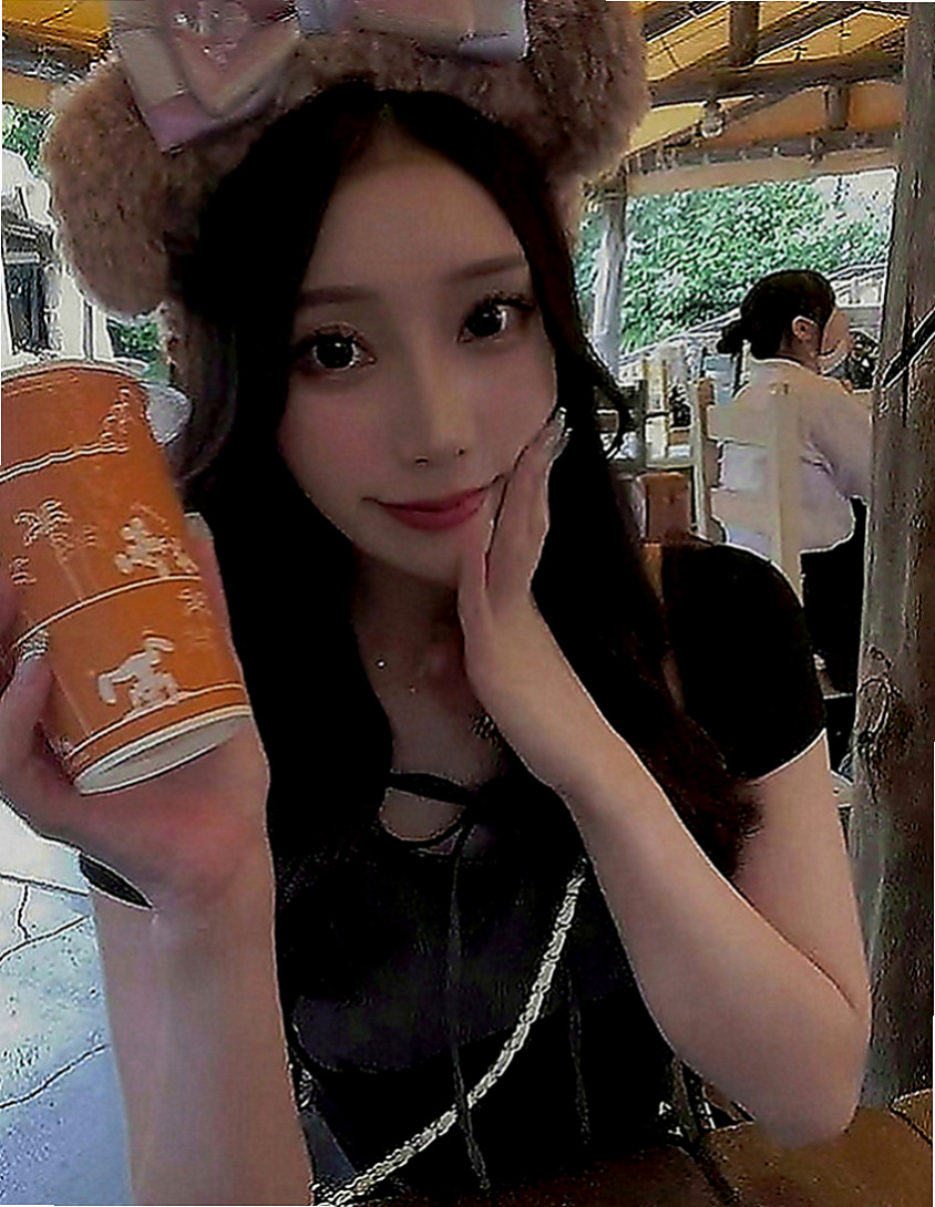 歸仁外約茶：舒婷 |國中老師|163cm|43kg|C罩杯|18歲|騷麥的時候在學校還會穿的很性感 絲襪搭配短裙 超讓人想要 下體兩腿 交叉在一起