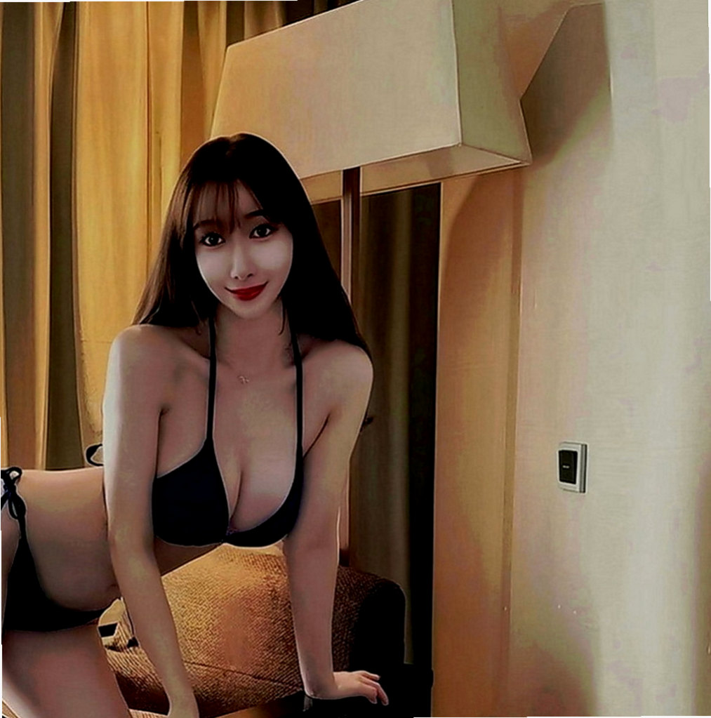 彰投外送茶莊：千葉 |人氣校花|167cm|42kg|E罩杯|18歲|態度很不錯 主動型那種哦！  整體會比較有女友FU 溫柔