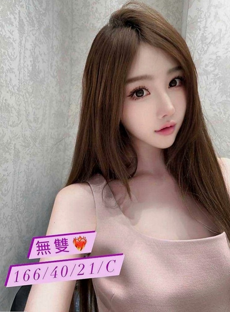 屏東外送茶|外約按摩：師師 |變裝正妹|166cm|50kg|E罩杯|20歲|老漢推車 爽爽共浴 讓你邊插蜜穴邊舔你屁眼  喜歡玩69，跟上位特別喜歡把腿放在你的脖子
